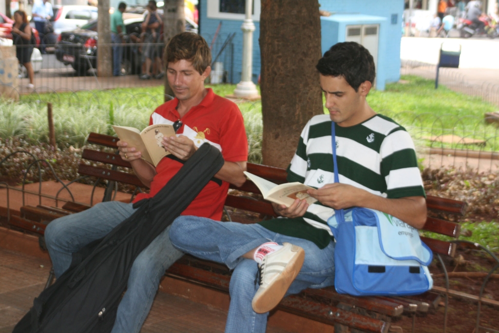 Livros esquecidos surpreendem população